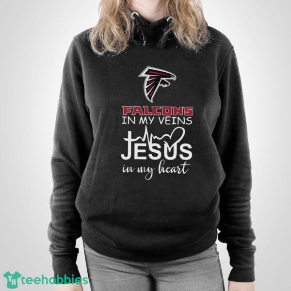 Atlanta Falcons In My Veins Jesus In My Heart T-Shirt Hoodie Sweatshirt - Unisex Pullover Hoodie