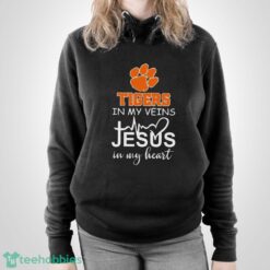 Clemson Tigers In My Veins Jesus In My Heart T-Shirt Hoodie Sweatshirt - Unisex Pullover Hoodie