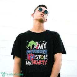 Grinch hand my New England Patriots stole my heart Christmas shirt - G500 Gildan T-Shirt