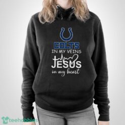 Indianapolis Colts In My Veins Jesus In My Heart T-Shirt Hoodie Sweatshirt - Unisex Pullover Hoodie