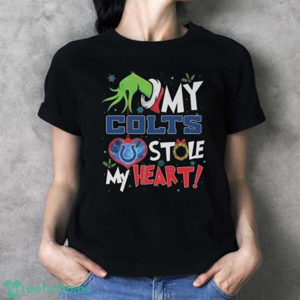 Official Grinch Hand My Indianapolis Colts Stole My Heart Football 2024 Shirt - Ladies T-Shirt