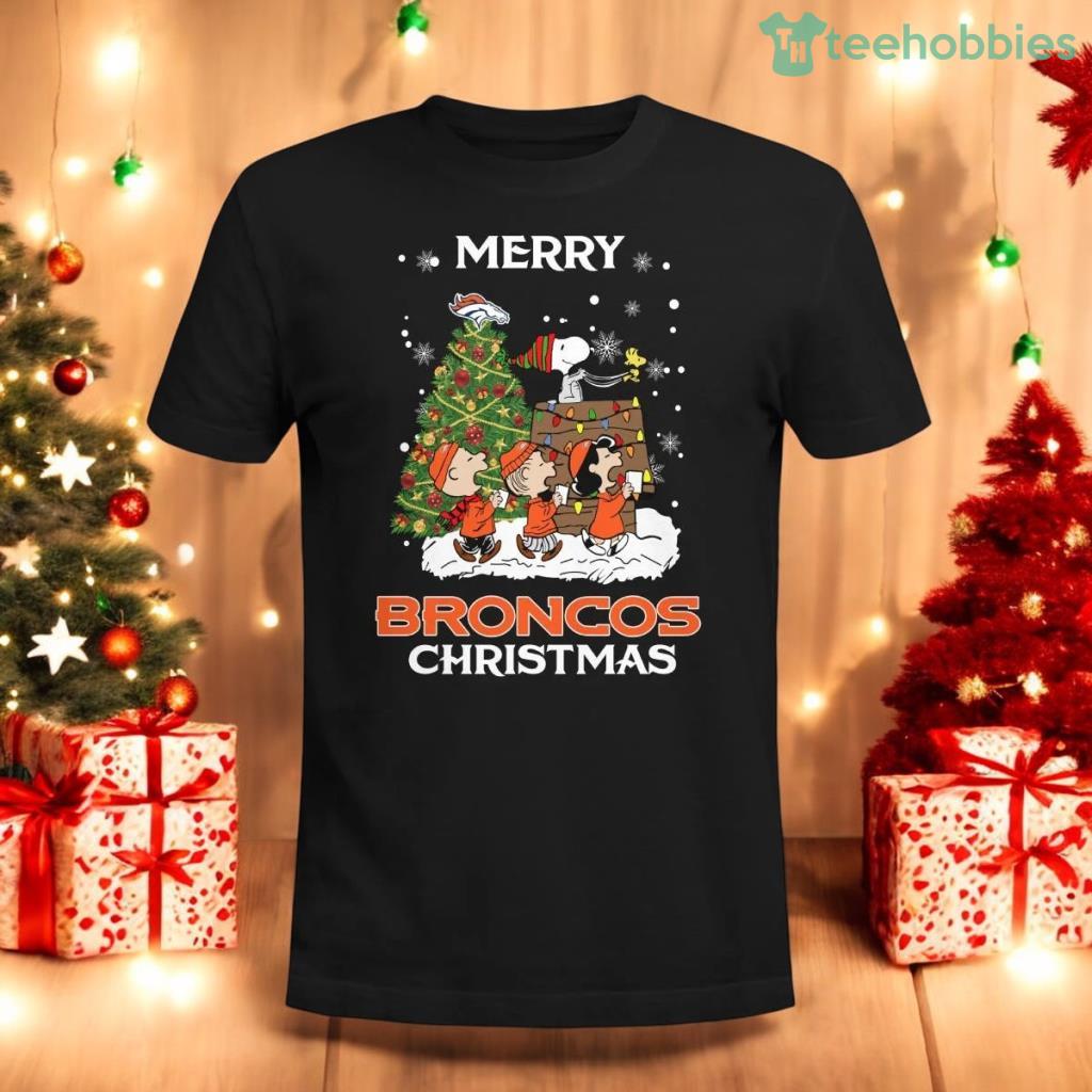 Denver Broncos Snoopy Family Christmas Shirt image Denver Broncos Snoopy Family Christmas Shirt Product Photo 1