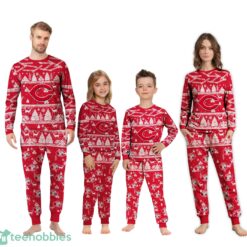 Cincinnati Reds MLB Christmas Pattern Family Matching Pajamas Sets Best Gift For Christmas image Cincinnati Reds MLB Christmas Pattern Family Matching Pajamas Sets Best Gift For Christmas Product Photo 3