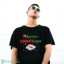 Kansas City Chiefs Merry Chiefsmas Shirt image Kansas City Chiefs Merry Chiefsmas Shirt - G500 Gildan T-Shirt