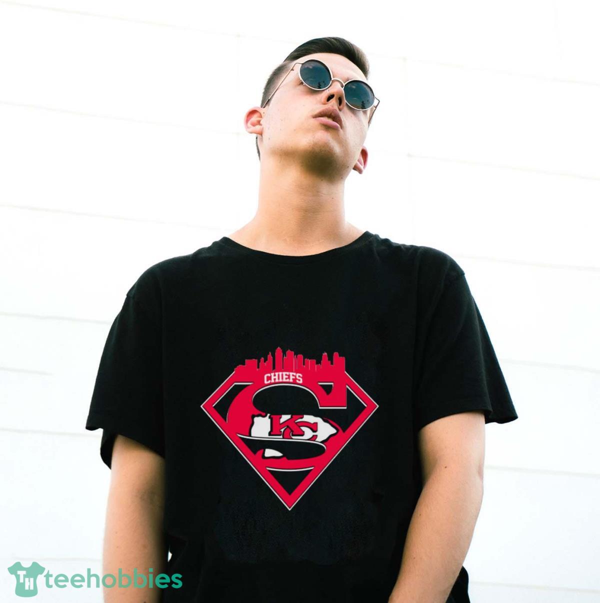 Kansas City Chiefs Superman T-Shirt - G500 Gildan T-Shirt Kansas City Chiefs Superman T-Shirt - G500 Gildan T-Shirt