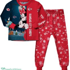 Custom Name Kansas City Chiefs Cartoon Mouse Couple Christmas Matching Pajamas Set image Custom Name Kansas City Chiefs Cartoon Mouse Couple Christmas Matching Pajamas Set Product Photo 2