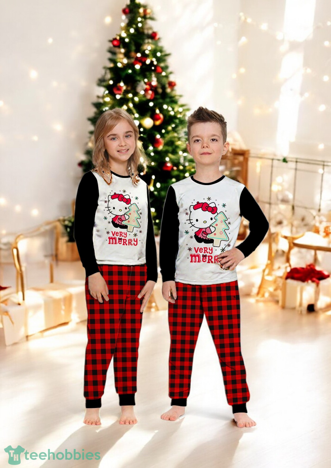 Hello Kitty Verry Merry Family Matching Pajamas Set Hello Kitty Verry Merry Family Matching Pajamas Set Product Photo 2
