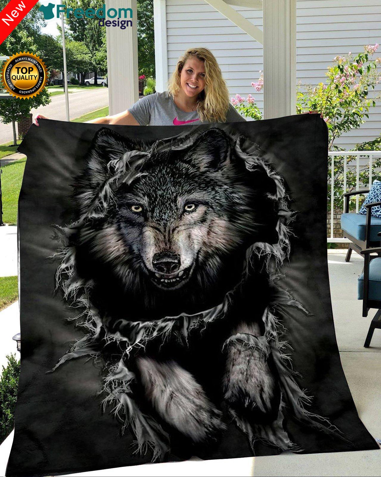 Big Wolf Throw Fleece Blanket